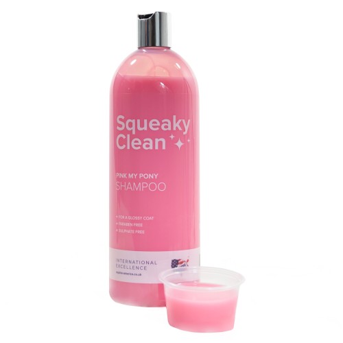 Squeaky Clean Pink My Pony Shampoo dla koni – szampon do pielęgnacji sierści, nadający jej połysk i zdrowy wygląd. Formuła bez parabenów i siarczanów.